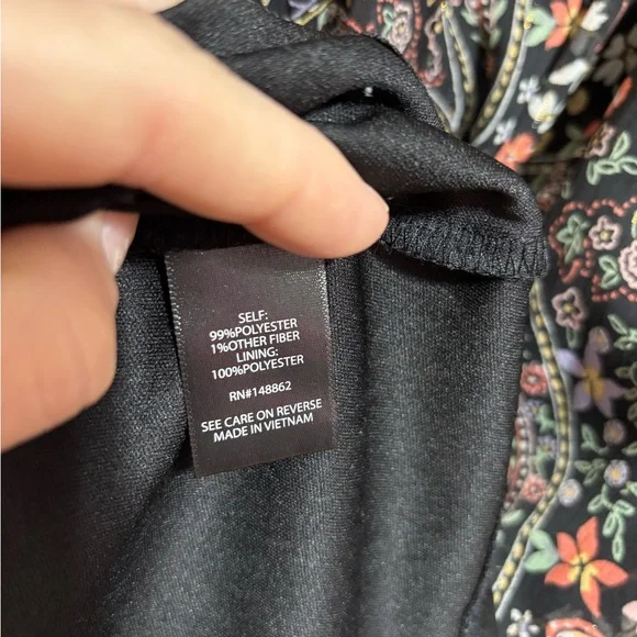 torrid Black Paisley Floral Long-Sleeve A-Line Dress - Picture 7 of 9